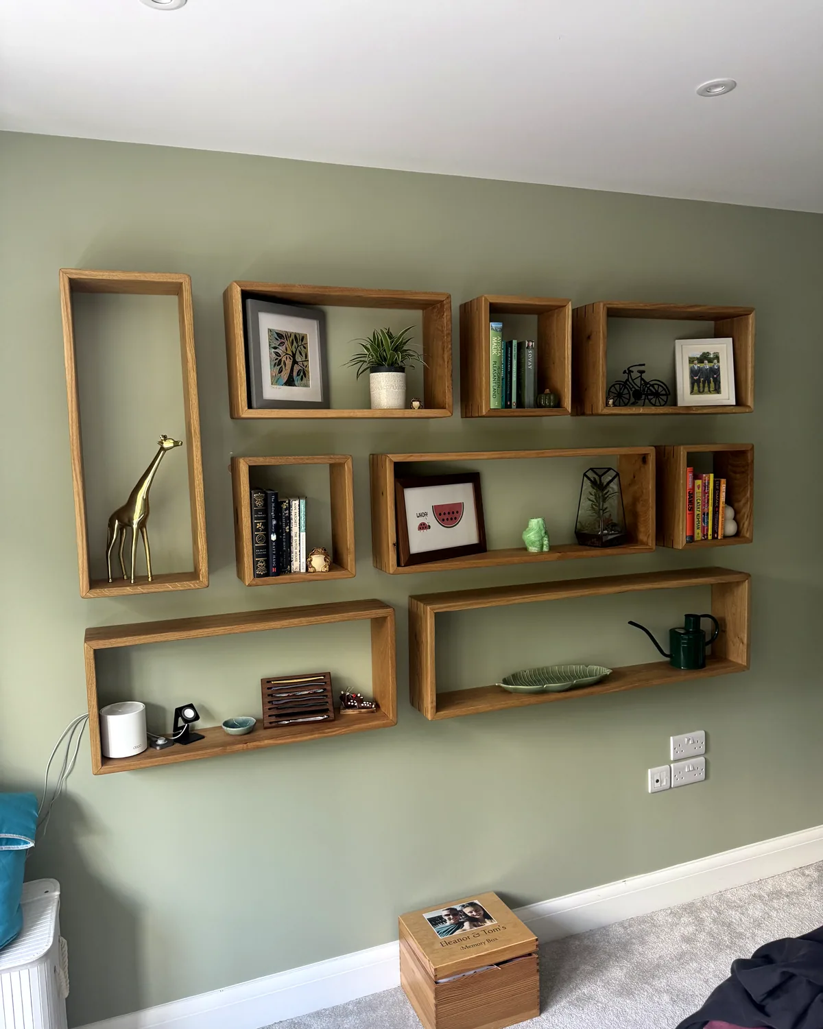 Gallery Shelves, main view