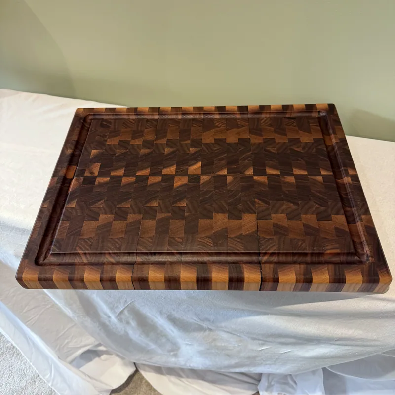 Walnut End Grain Chopping Board, 474mm, front view